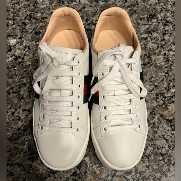 GUCCI ACE EMBROIDERED PLATFORM SNEAKER 35 EU (5 US) – RETAIL $890.00 - Picture 2 of 12